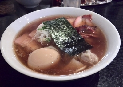 「チャーシューワンタンメン 1100円 + 味玉クーポン」@支那ソバ 小むろの写真