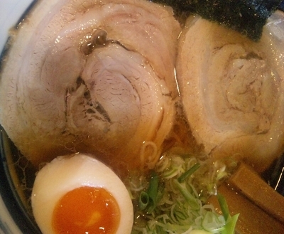 「琥珀そば」@自家製麺 琥珀の写真