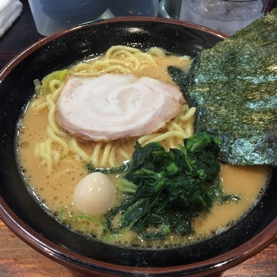 「醤油とんこつラーメン」@横浜とんこつらーめん 大黒家 勝どき店の写真