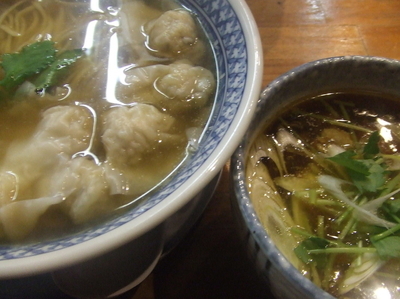 「【限定】釜揚げ鶏ワンタンつけ麺　１１００円」@流星軒の写真