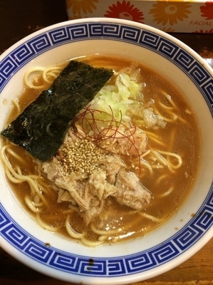 「豚そば750円（麺半分には出来ません）」@豚そば 頂の写真