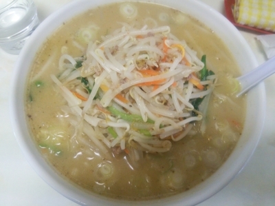 「みそラーメン＋大盛」@中華料理 関城亭の写真