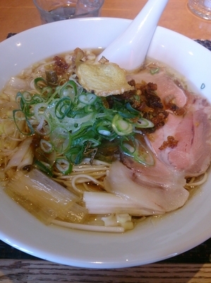 「【限定】葱好きの人の葱ラーメン＋チャーシュウ飯」@柴崎亭の写真