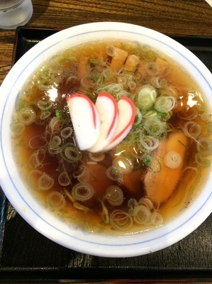 「中華そば800円（麺半分）」@中華そば 大石家 松本店の写真