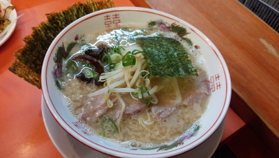 「九州とんこつラーメン」@大公 金沢文庫店の写真