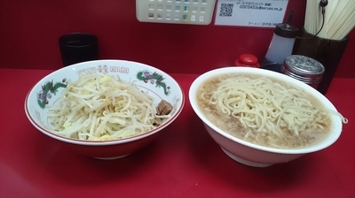 「麺増し大(そのまま)￥８３０」@ラーメン二郎 京急川崎店の写真