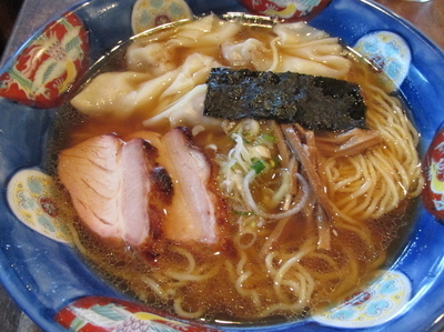 「ワンタンメン　「950円」」@支那そば たなかの写真