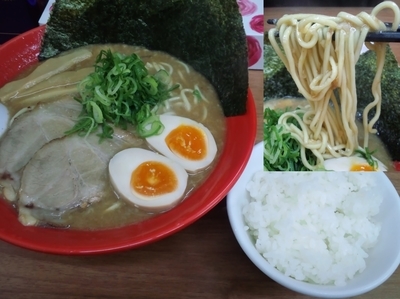 「超濃厚特Ａ豚骨800円＋味玉100円＋小ライスサービス」@熱血らーめん in Yokohamaの写真