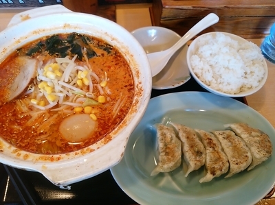 「特選辛みそらーめん(並盛・140g)1,058円」@らーめん ともや 高崎店の写真