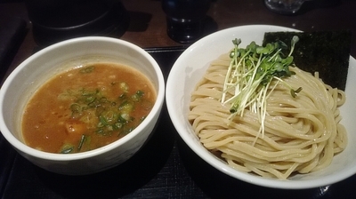 「つけめん 大盛 880円」@ブラウンの写真