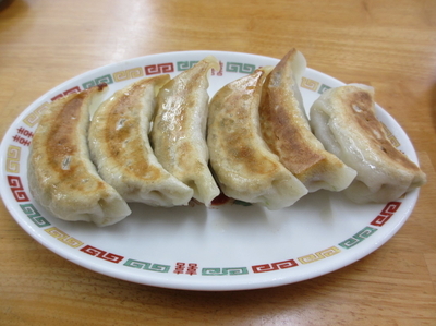 「餃子￥３１０（６個）」@鴻運来の写真