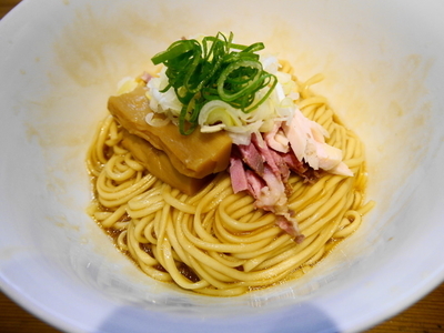 「鶏油そば」@ラーメン屋 トイ・ボックスの写真