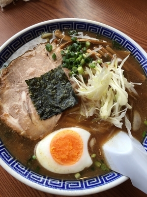「ラーメンあっさり 太麺」@常勝軒 伊勢崎総本店の写真