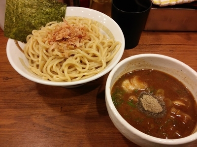 「つけめん」@背脂煮干 丸め 新所沢店の写真