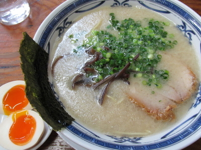 「味玉ラーメン　「750円」」@博多らあめん うりんぼの写真