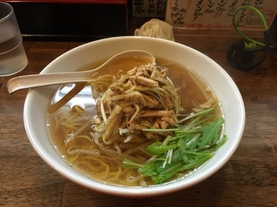 「鶏と葱の細切りラーメン 700円 唐揚げ+十五穀米食べ放題」@麺粥家 大黒天の写真