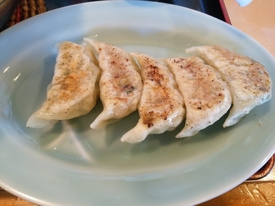 「【餃子270円】→0円」@らーめん ともや 高崎店の写真