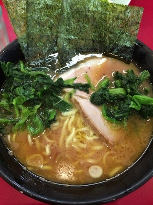 「ラーメン ＋ 青菜」@杉田家 千葉祐光店の写真