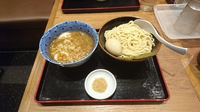 「得製つけめん+魚粉」@舎鈴 野田船形店の写真