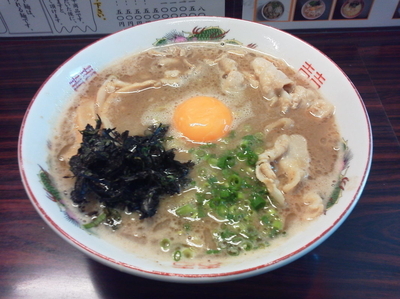 「肉玉中華そば　700円」@めん処 夢ノ弥の写真