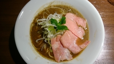 「超濃厚烏賊煮干中華そば￥800 そのまま食べれる替玉￥150」@麺屋 ねむ瑠の写真