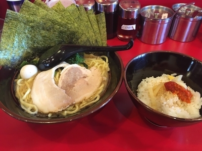 「豚骨醤油ラーメン ¥680 + のりトッピングサービス券無料 +」@横浜家系ラーメン 瑞穂 大和家の写真