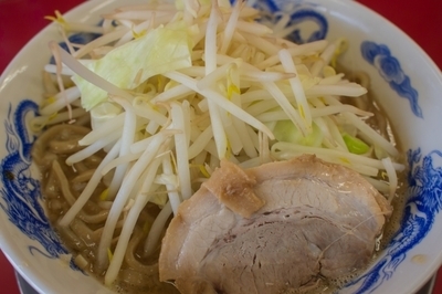 「ラーメン並700円」@ジャンクガレッジ 北浦和店の写真