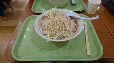 「豚玉ラーメン ニンニク アブラ増し」@ジャンクガレッジ イオンレイクタウンmori店の写真