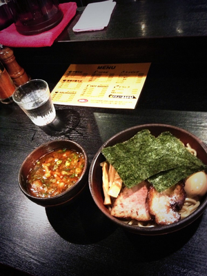 「つけBASSO（中盛り）＋炙りチャーシュー＋煮卵」@BASSO ドリルマンの写真