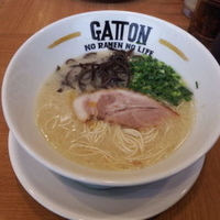 白　とんこつラーメン