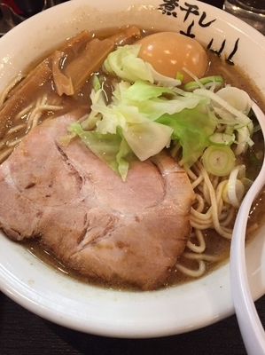 「味玉こってり煮干しラーメン（大盛り）」@煮干しらーめん青樹 立川店の写真