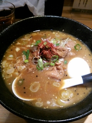 「【1月限定】もつ味噌煮込みらぁ麺980円」@らぁ麺屋 つなぎの写真