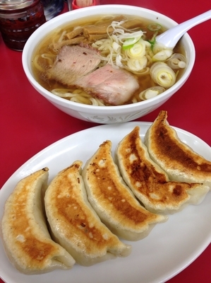 「ラーメン  餃子」@一品香 小山の写真