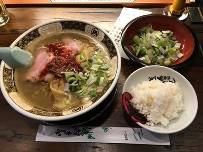 「THEすごい煮干ラーメン+駒葱+小ごはん／￥1,050」@ラーメン凪 大宮店の写真