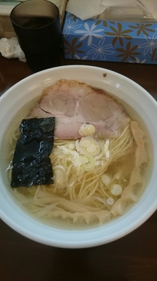 「塩らーめん  ６５０円   (Cセット９５０円)」@地鶏らーめん しぶ家の写真