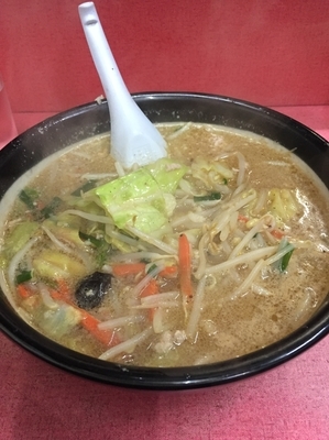 「にんにく味噌ラーメン 800円」@大番の写真