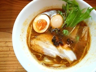 「カレーラーメン＋味玉」@中華蕎麦 りんすず食堂の写真