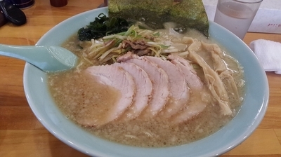 「正油ネギチャーシュー中盛り」@ラーメンショップ 足利50号店の写真