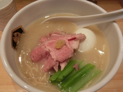 「味玉真鯛らーめん」@真鯛らーめん 麺魚の写真