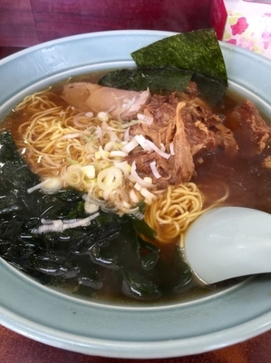 「なん骨ラーメン大盛(かため濃いめ)」@ラーメンショップ 大神保店の写真