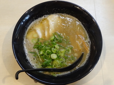 「醤油とんこつ」@豚骨野郎 宇治店の写真
