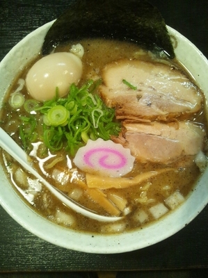 「白の麺（味玉トッピング）」@麺の坊 晴レル屋 総本店の写真