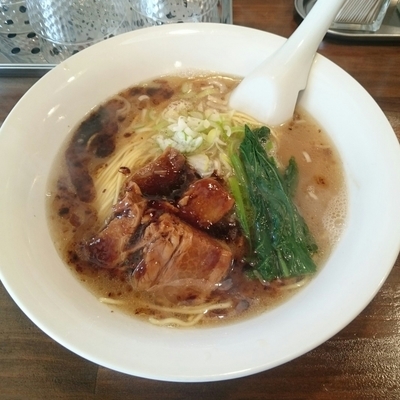 「紅焼肉湯麺(ホンショウロウタンメン) @800円 限定」@ラーメン・餃子 ハナウタの写真