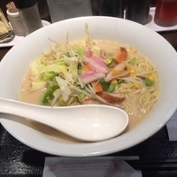 長崎ちゃんぽん（麺2倍増量400g） 580 円税別