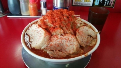 「冬の味噌ラーメン  大盛  豚増し  \1100」@ジャンクガレッジ 東大宮店の写真