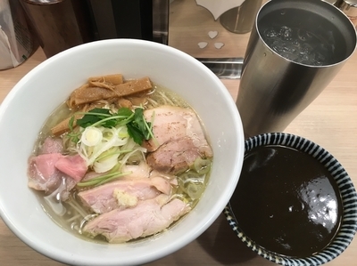 「上鶏そば900円、ミニカレー250円」@麺屋零式の写真