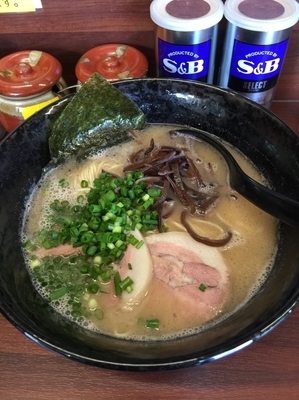 「豚骨ラーメン」@ラーメン 木村亭の写真
