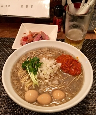 「背脂煮干そば」@灰汁中華 丿貫の写真