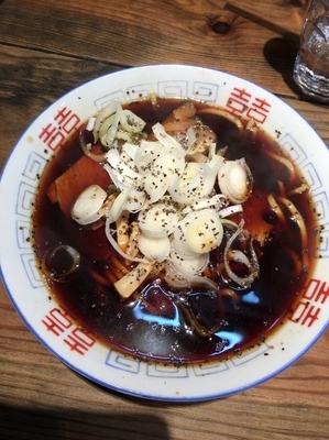 「富山ブラック元味780円」@えびすこの写真