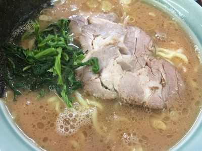 「ラーメン(中)＋チャーシュー」@寿々㐂家の写真